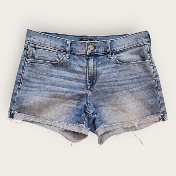Abercrombie & Fitch Shorts Women's Sz 26" Frayed Medium-wash Boyfriend - Picture 1 of 6